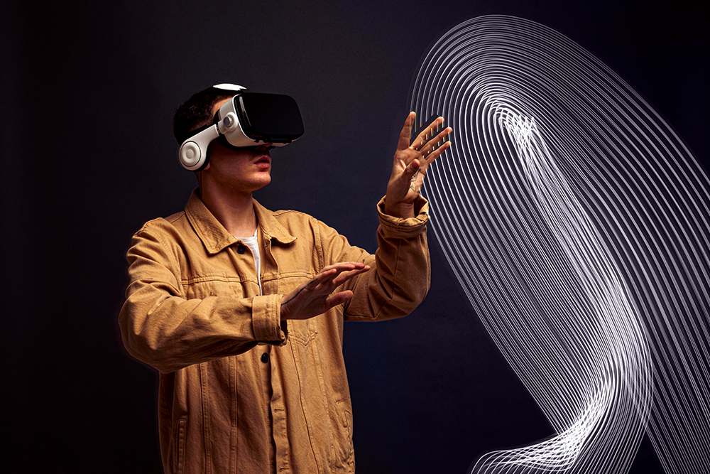 Estudante usando inteligência artificial em óculos de realidade virtual.